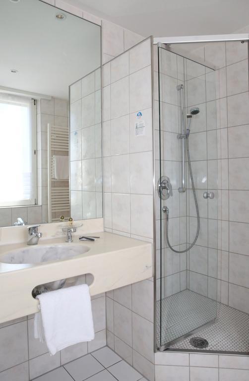Hotel Zum Weissen Roessel Walldorf  Phòng bức ảnh